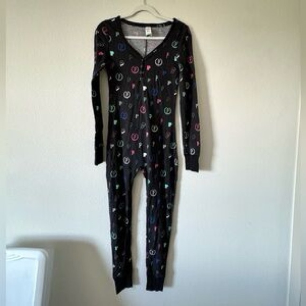 Victoria’s Secret VS Pink Onesie Long Jane Thermal jumpsuit waffle vintage black